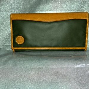 Hunting World Nylon & Leather Men's Wallet in Green and Tan